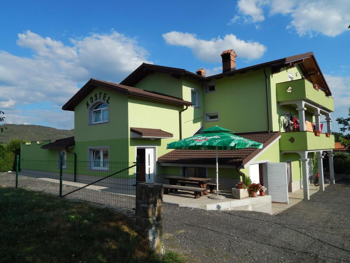 Hostel Ociski Raj Kozina Esterno foto