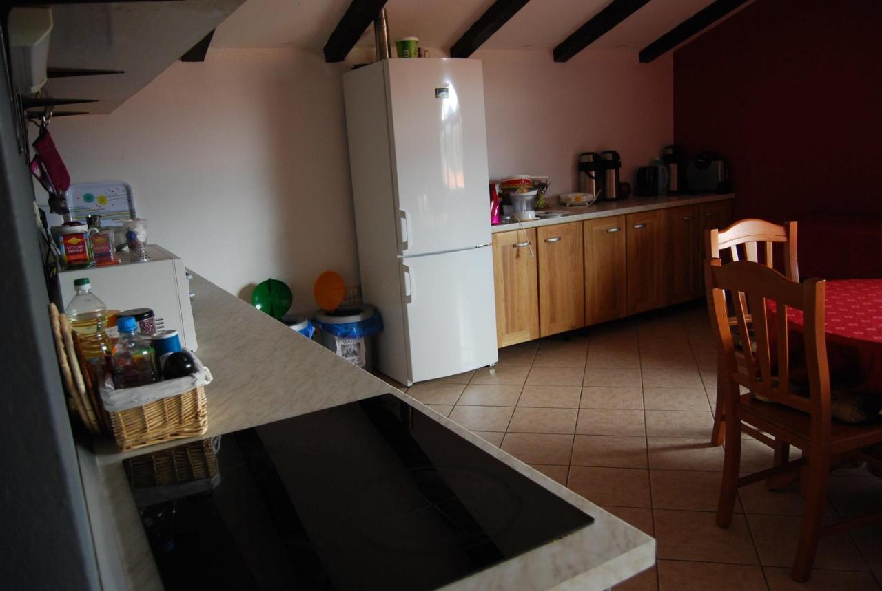 Hostel Ociski Raj Kozina Esterno foto